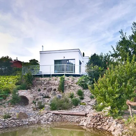 Ubytovani Na Lontu Nemcicky  Exterior photo